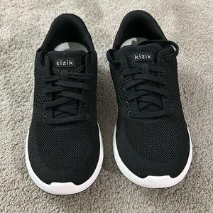 Men’s Kizik shoes size 9.5